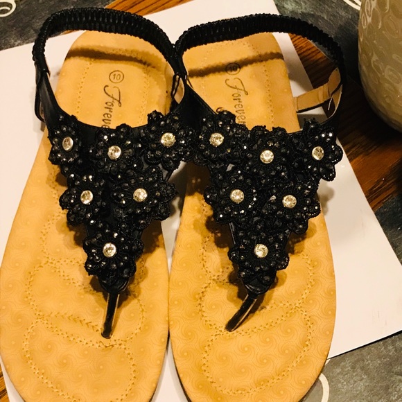 Black & Crystal sandals. - Picture 2 of 2